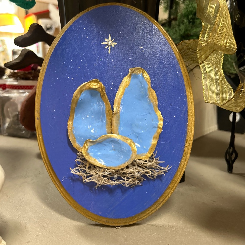 Oyster shell nativity